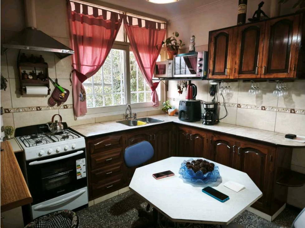 VENTA DE CASA EN LAS COMPUERTAS- LUJAN DE CUYO - 5