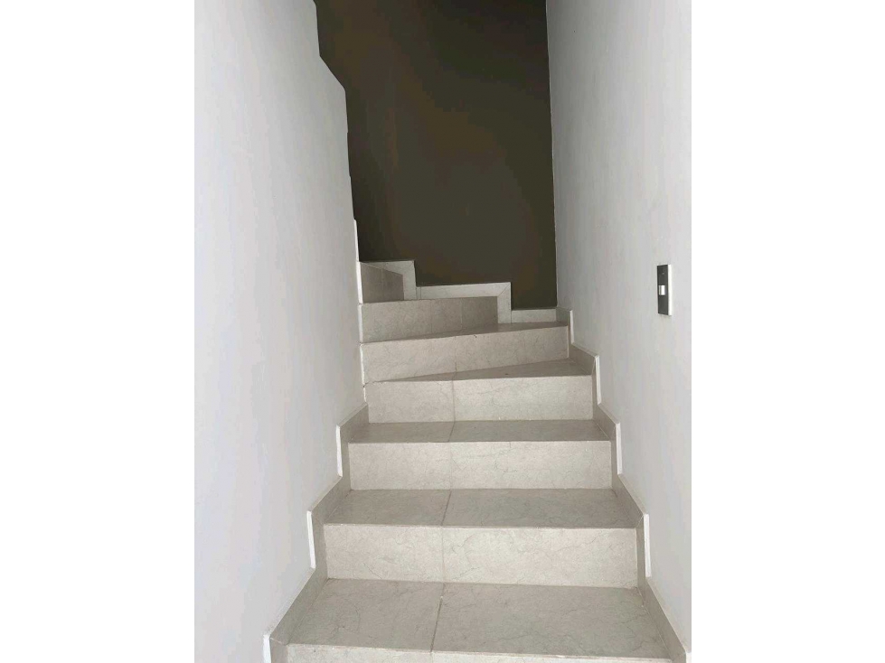 CASA EN LINDA VISTA TRES MARIAS NUEVA GRANDE — foto 6