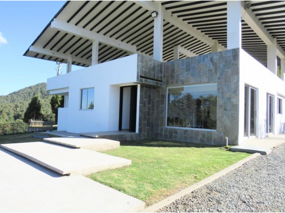 Casa en Loma del Escobero parte alta (*) — foto 2