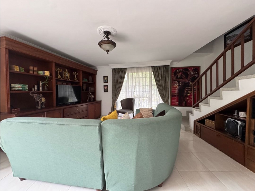 Casa esquinera en Medellín, Belén rosales — foto 4