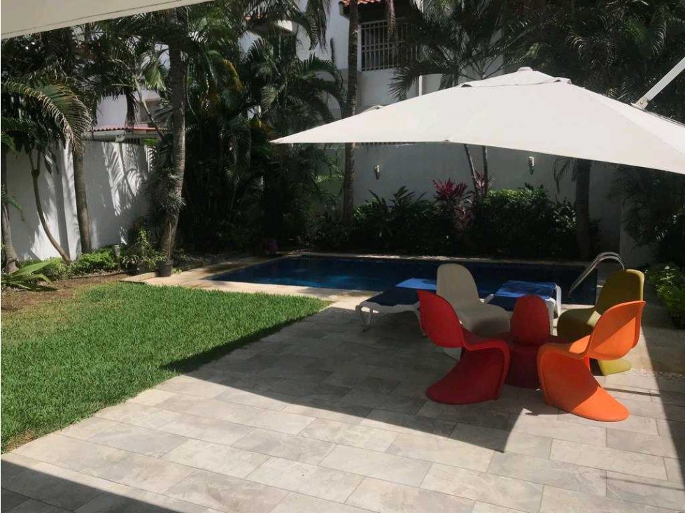 CASA DUPLEX EN OBARRIO REMODELADA CON PATIO 4REC 4.5B CBE 441M2 — foto 6