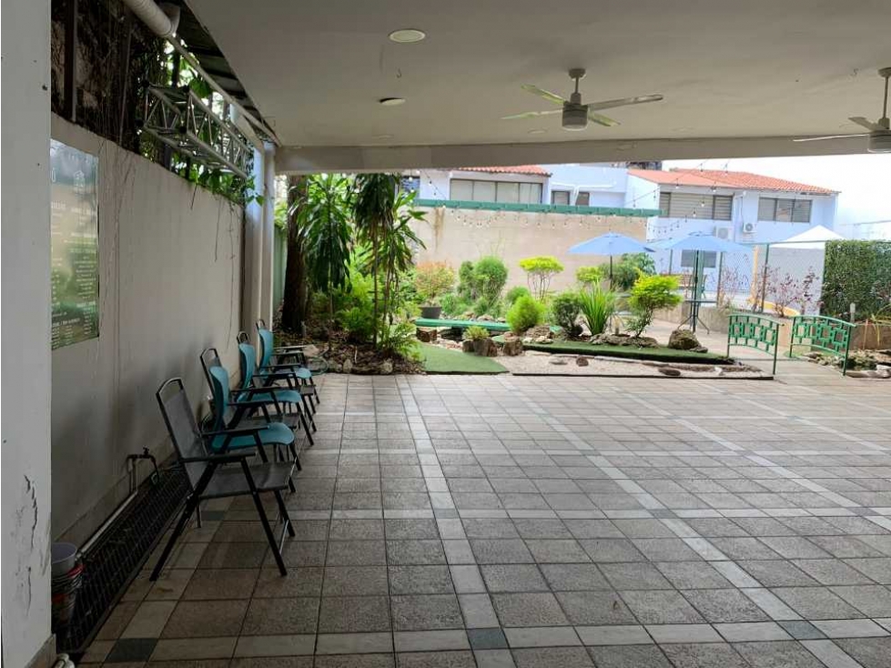 CASA EN OBARRIO PUEDE SER USO COMERCIAL - 3