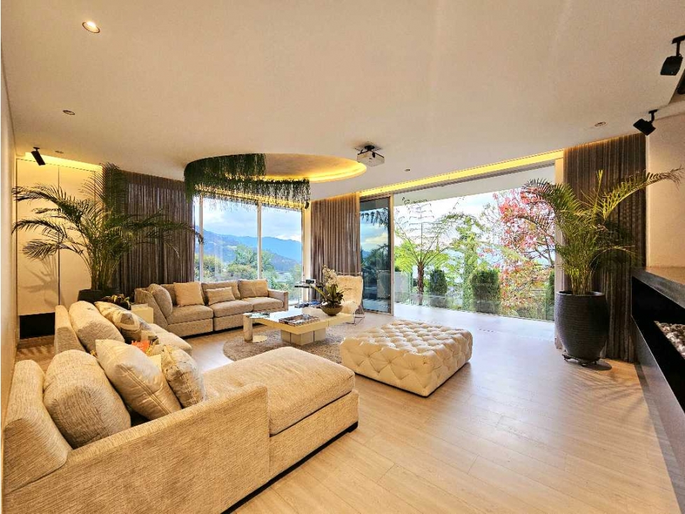 Hermosa Casa En Palmas — foto 3