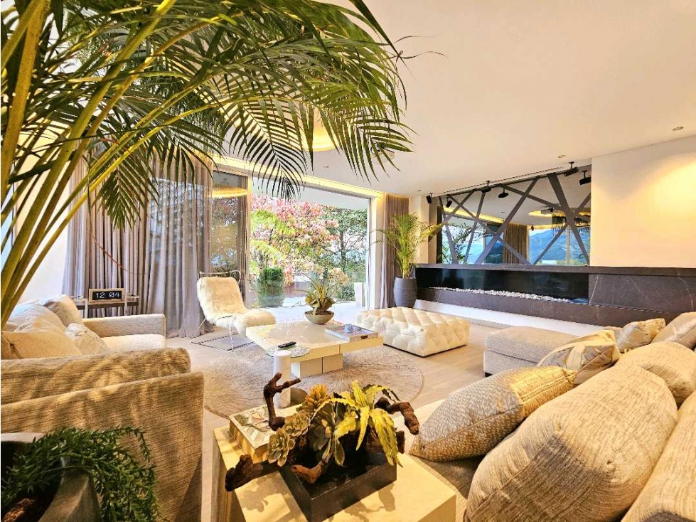 Hermosa Casa En Palmas — foto 4