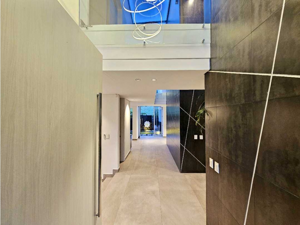 Hermosa Casa En Palmas — foto 2