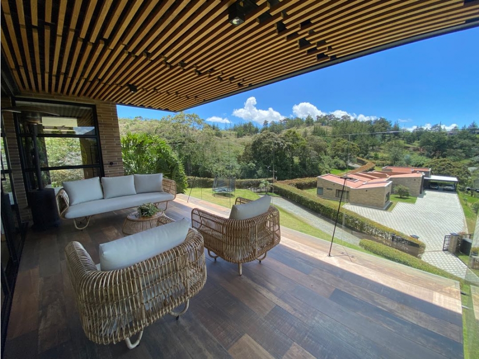 Casa en parcelación disponible en venta y alquiler
