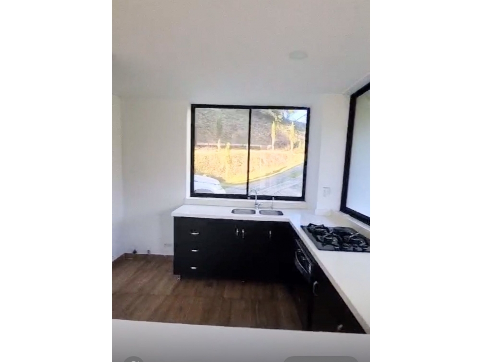 Casa en Parcelacion de Loma del Escobero parte Alta (*) — foto 4