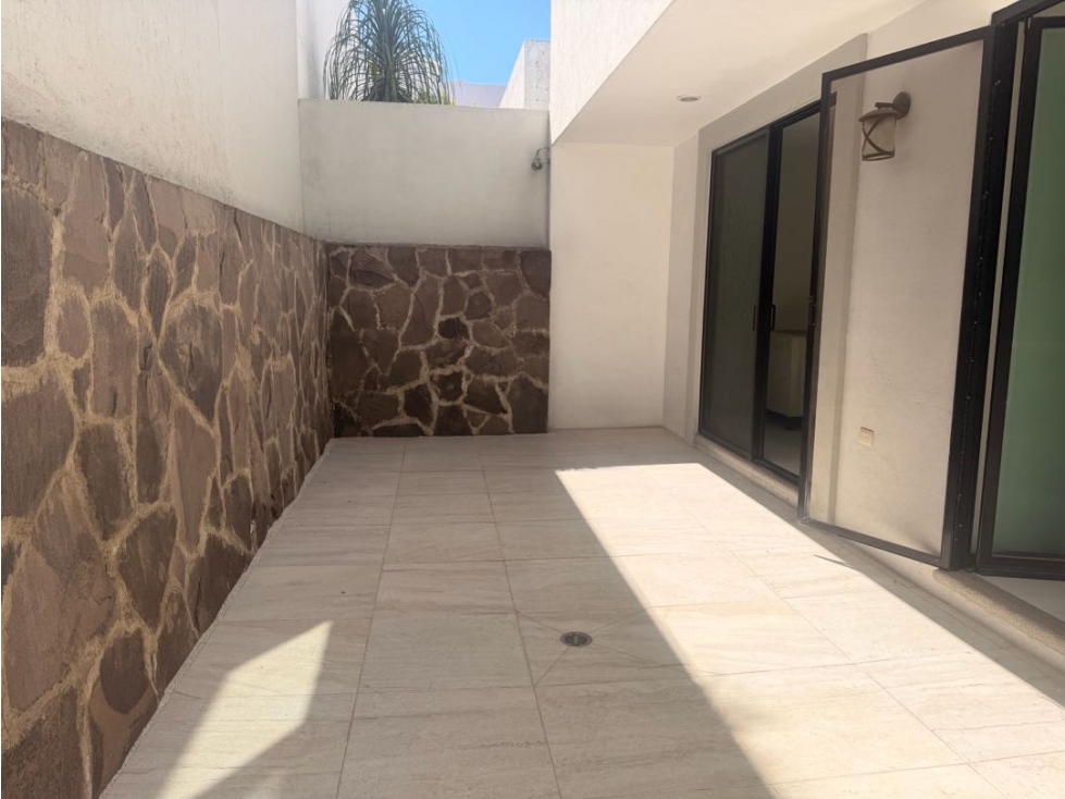 Casa en Parque La Castellana, Lomas de Angelopolis. Cerca de Sonata — foto 5