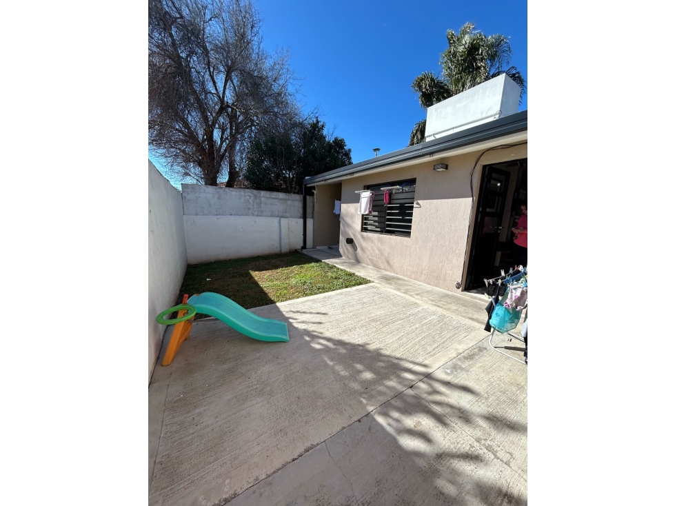 CASA EN PH -vendo! A pocas cuadras del centro — foto 2