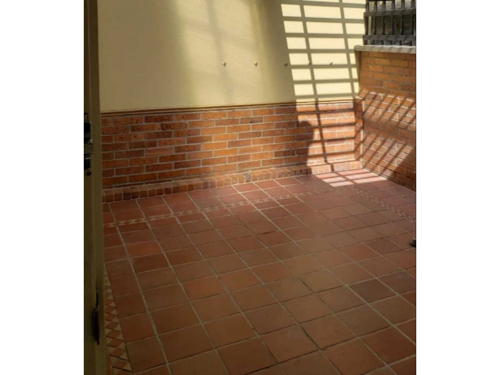 Casa en PINARES en conjunto cerrado 270 mts — foto 3