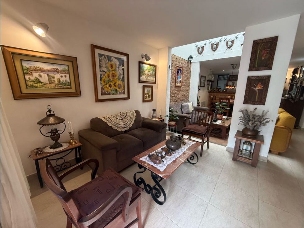 Casa en primer piso en Urbanización abierta La Ceja