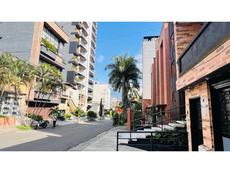 CASA EN CASTELLANA PRIMER PISO PARA REMODELAR — foto 3