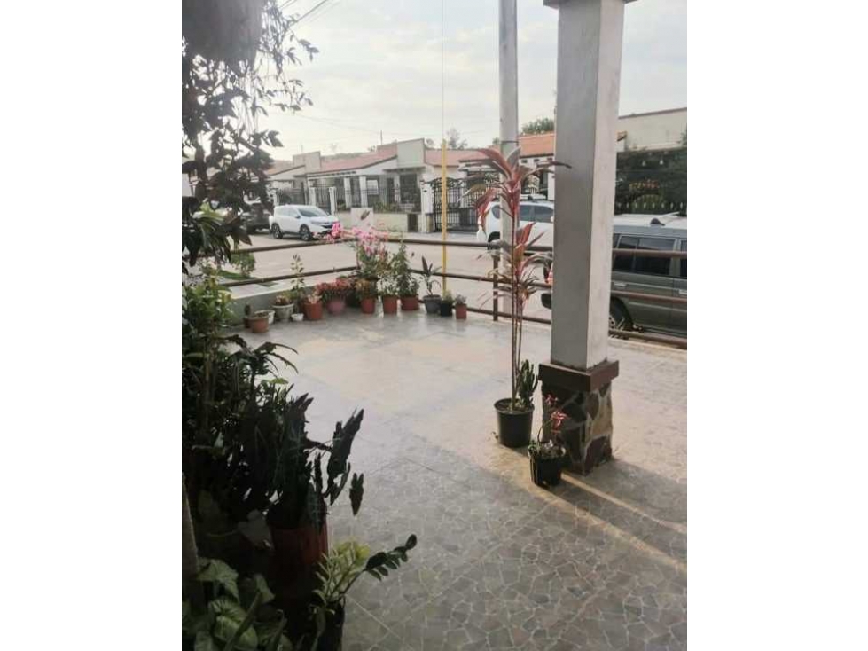 CASA EN QUINTAS DEL LAGO A 10 MINUTOS DE BRISAS DEL GOLF — foto 3