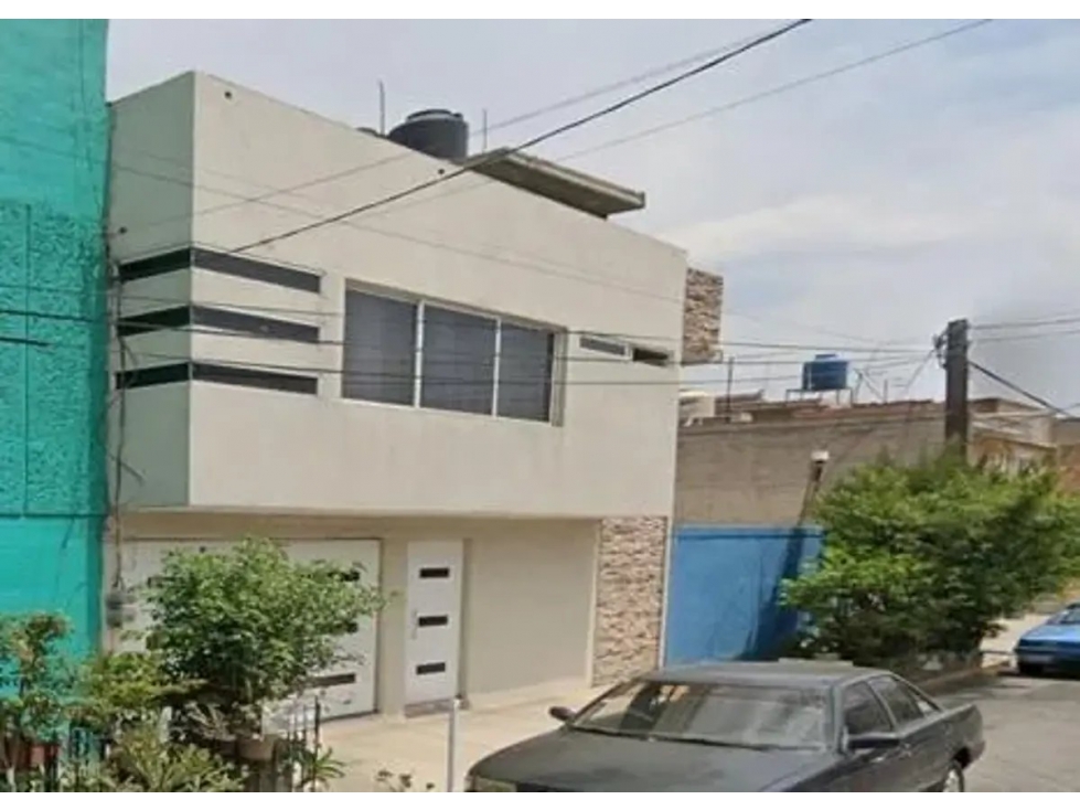 Casa en Remate en La Perla, Nezahualcóyotl, México - 2