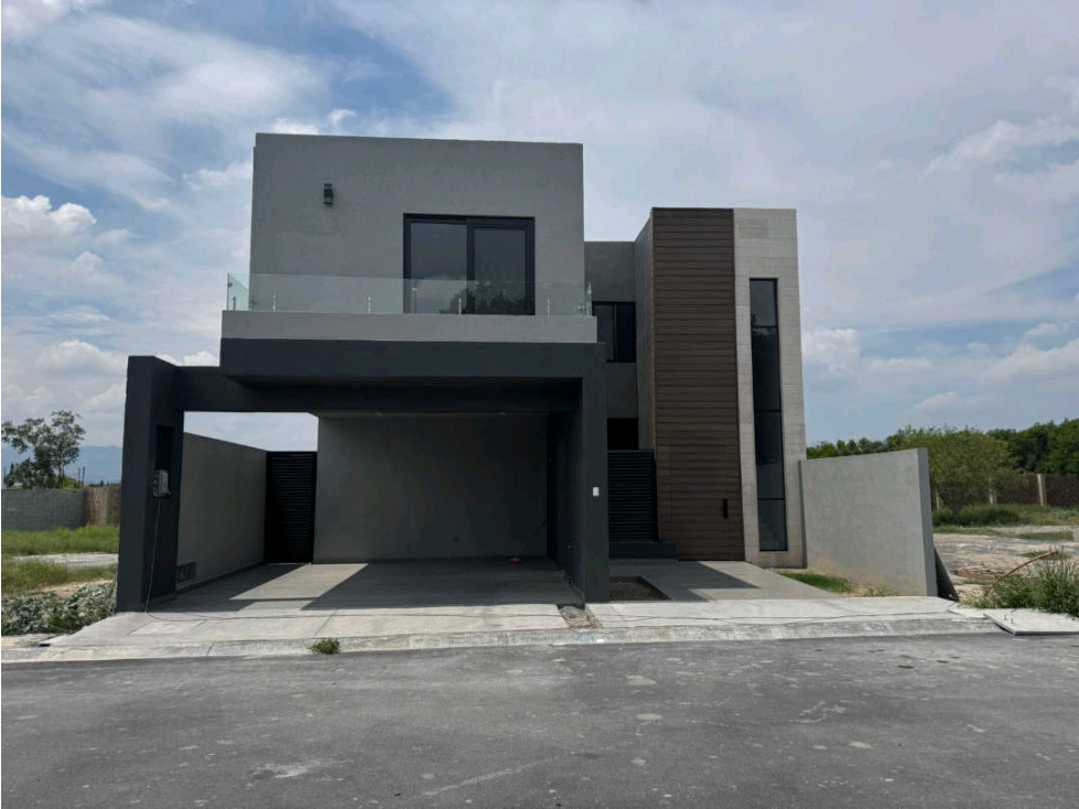Casa Renta al Norte en Fracc. Privado — foto 2
