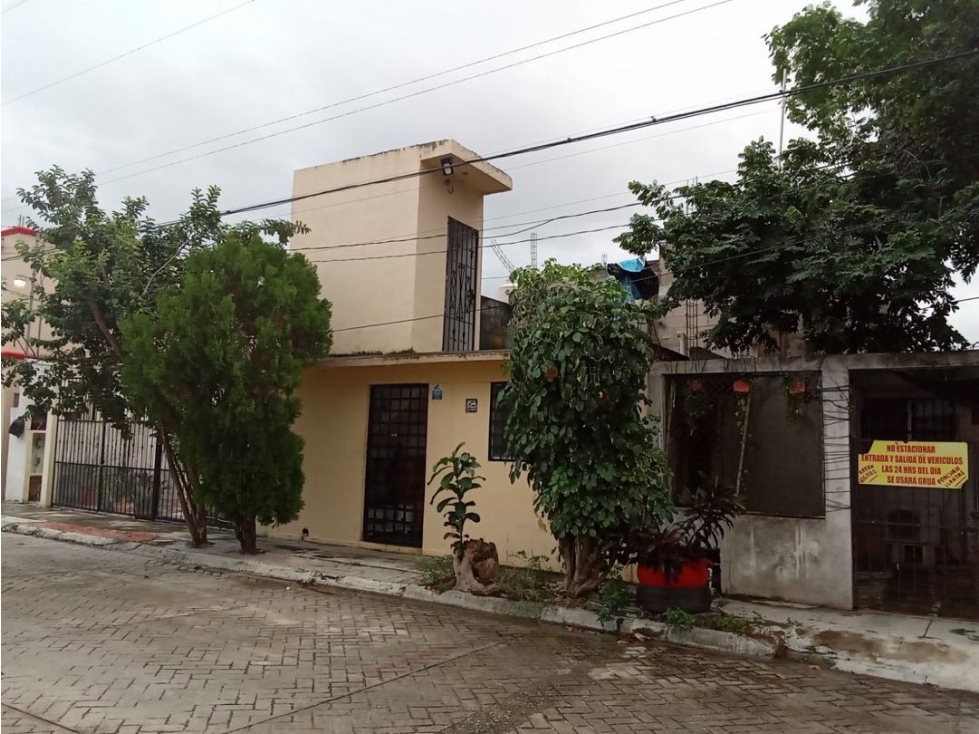 CASA EN RENTA 2 RECÁMARAS EN CANCÚN POR AV NICHUPTE Y 135