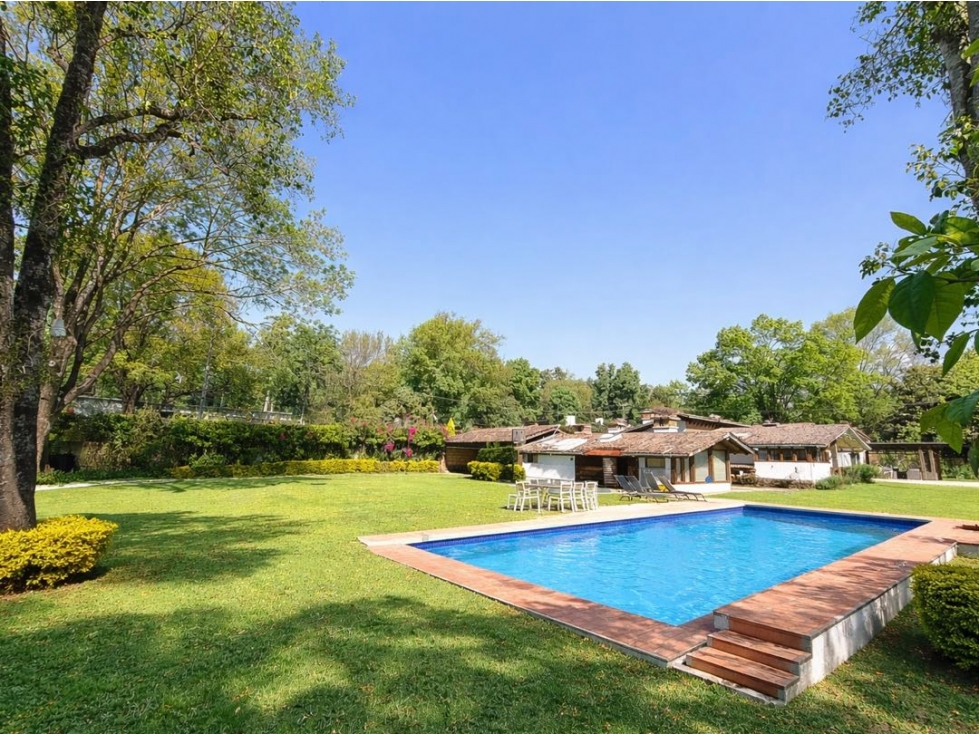 CASA EN RENTA | ALBERCA | JARDÍN |CLUB DE GOLF | AVANDARO