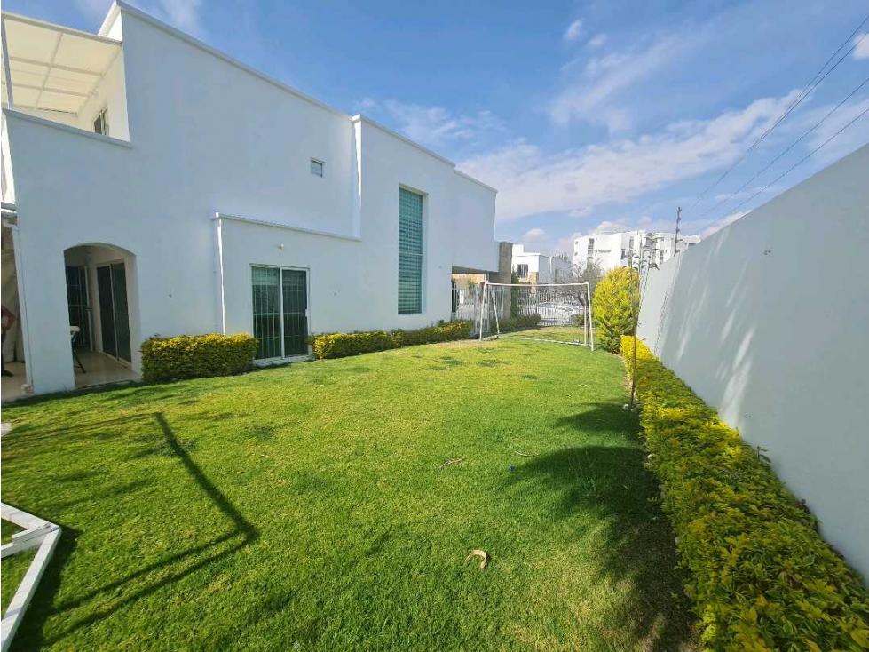 RENTA CON AMPLIO JARDIN, EL DESEO LOMAS DE ANGELOPOLIS 2. Sin muebles - 2