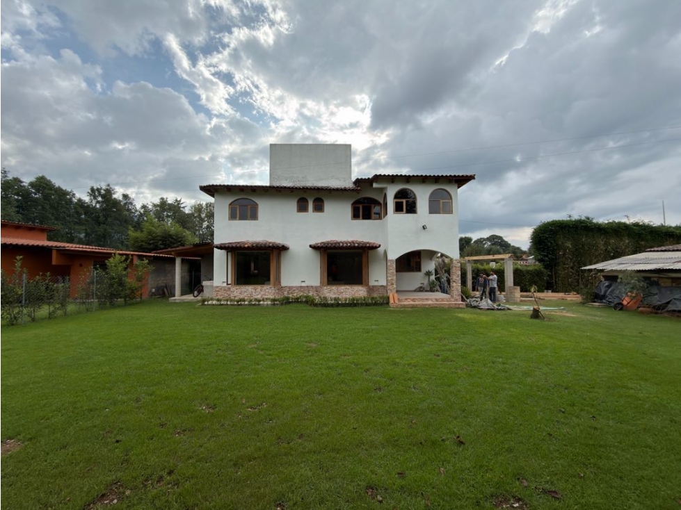CASA EN RENTA | JARDÍN | PARA ESTRENAR | CASAS VIEJAS | AVANDARO - 1