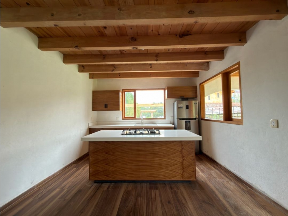 CASA EN RENTA | JARDÍN | PARA ESTRENAR | CASAS VIEJAS | AVANDARO - 2