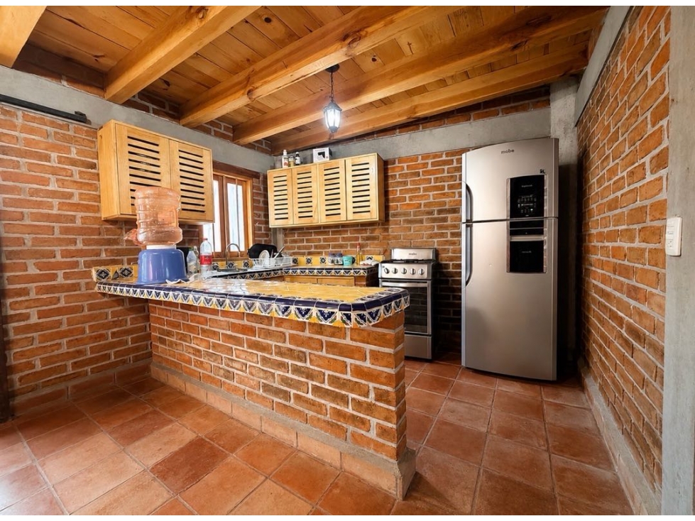 CASA EN RENTA | AMUEBLADA | EL CORRALÓN