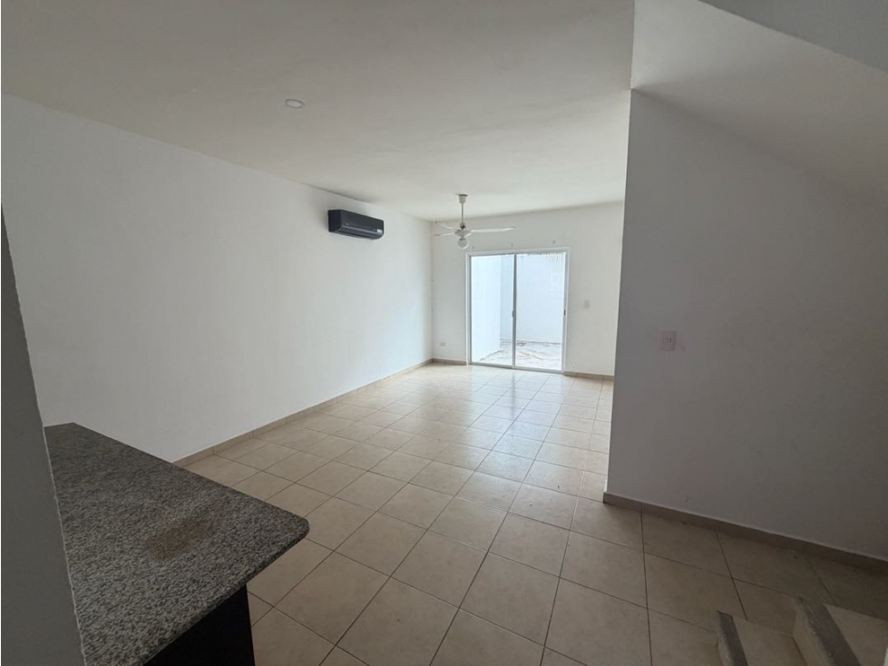 CASA EN RENTA CANCÚN 3 RECAMARAS ALBERCA SEGURIDAD PTA ESTRELLA — foto 2
