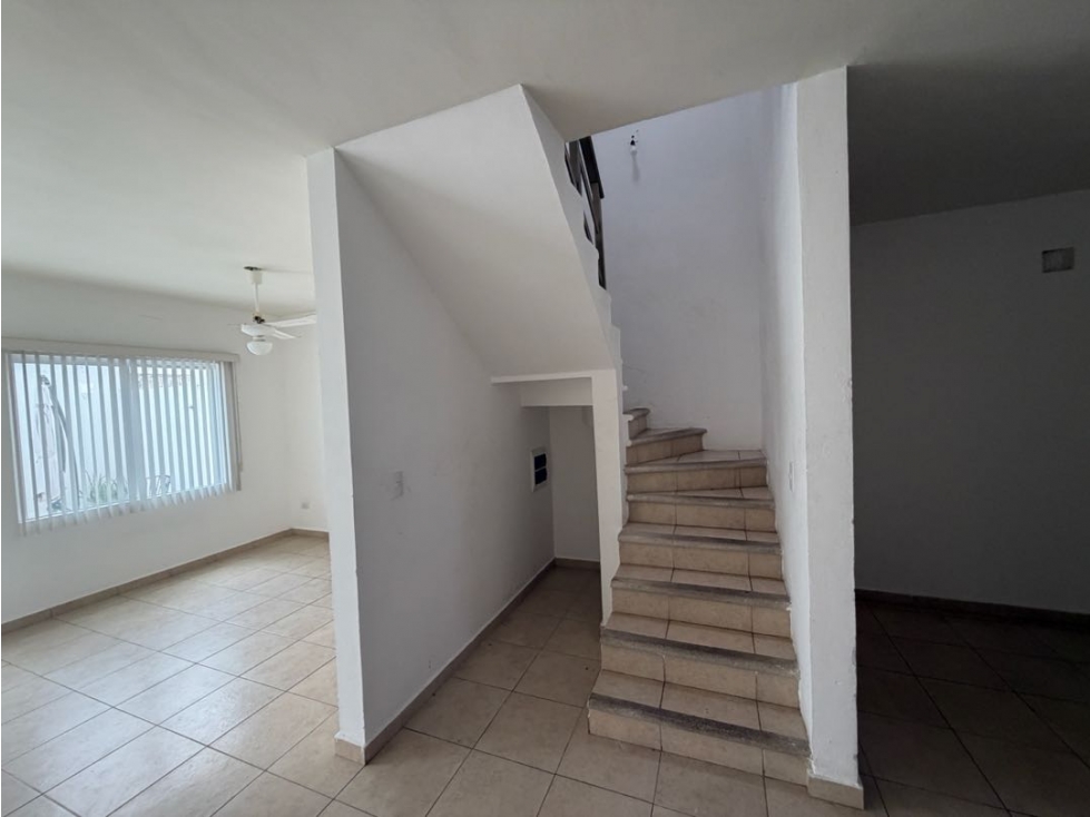 CASA EN RENTA CANCÚN 3 RECAMARAS ALBERCA SEGURIDAD PTA ESTRELLA — foto 4