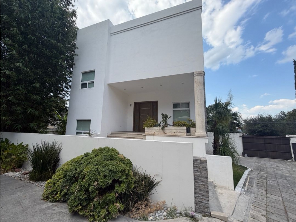 Casa en Renta Col. Carrizalejo en San Pedro Garza Garcia - 3