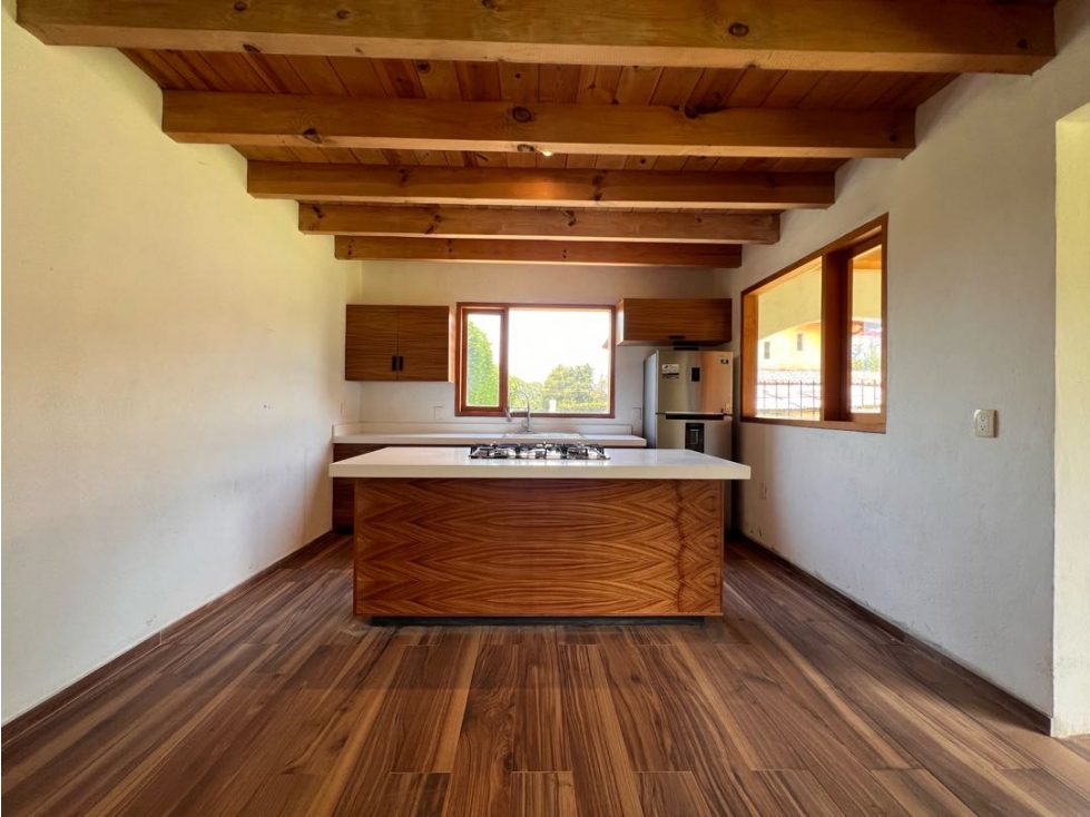 CASA EN RENTA CON JARDIN | SIN MUEBLES | CASAS VIEJAS - 6