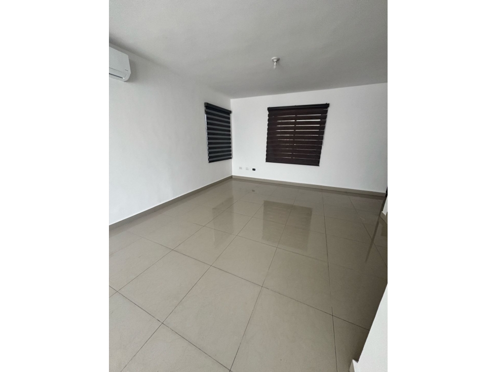 CASA EN RENTA EN ANAHUAC MADEIRA ESCOBEDO — foto 4