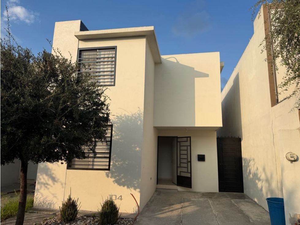 CASA EN RENTA EN CAPELLANIA RESIDENCIAL EN APODACA EQUIPADA Y RECÁMARA — foto 2