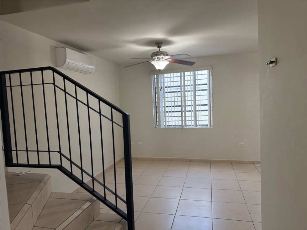 CASA EN RENTA EN CAPELLANIA RESIDENCIAL EN APODACA EQUIPADA Y RECÁMARA — foto 6