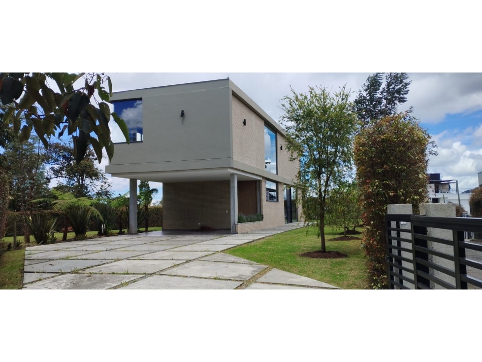 Casa en Arriendo en Envigado