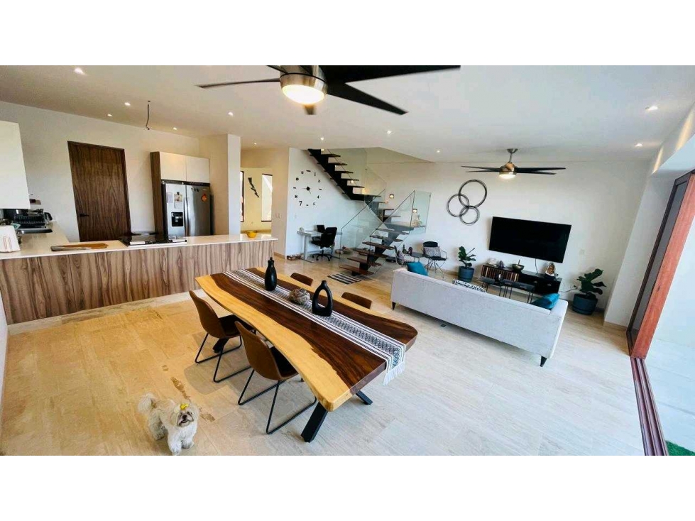 Casa en renta en el Tezal, disponible a partir del 15 de noviembre — foto 2
