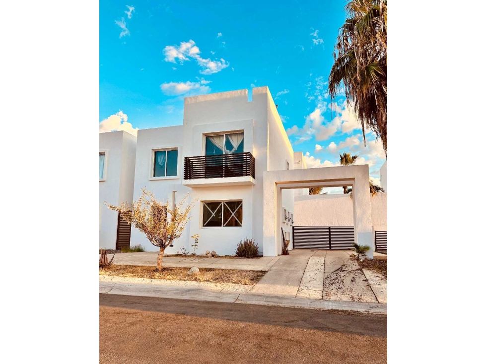 Casa en renta en fraccionamiento Santa Barbara Cabo San Lucas - 1