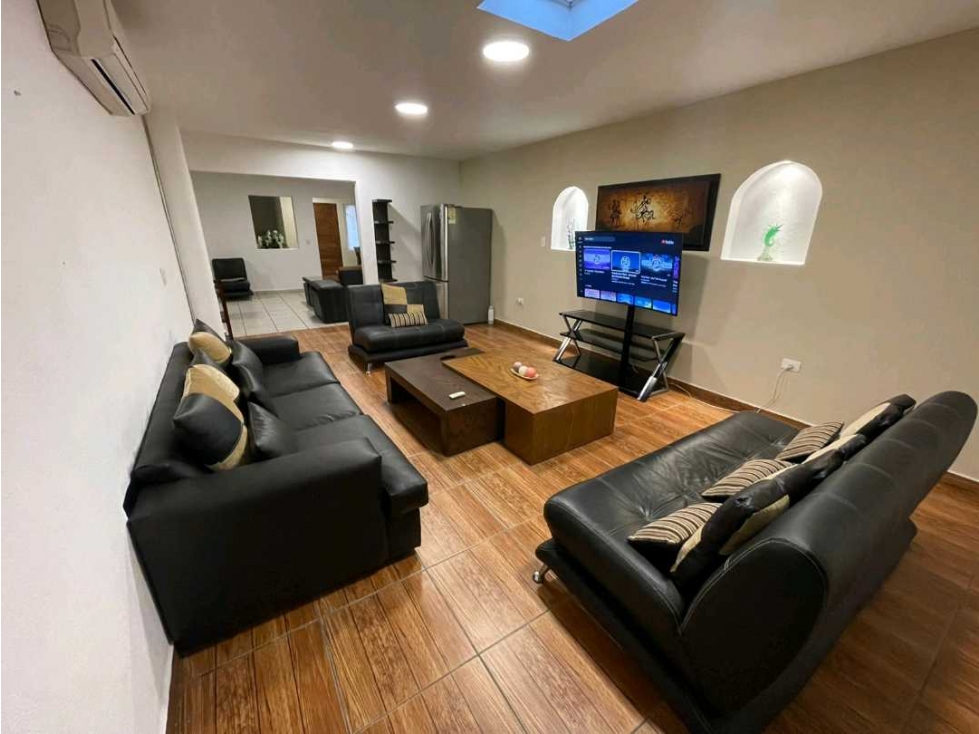 Casa en renta en Loma Encantada - 4