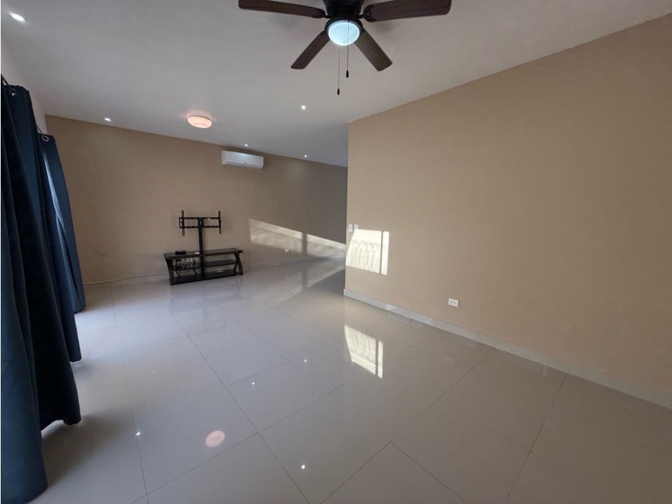 Casa en renta en Palmaris, Cancún - 2