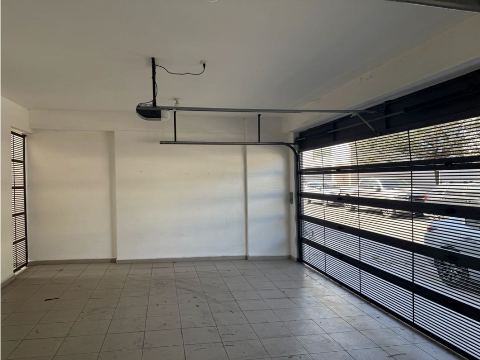 CASA EN RENTA EN PRIVADAS DE ANAHUAC IRLANDÉS EQUIPADA FRENTE PARQUE — foto 5