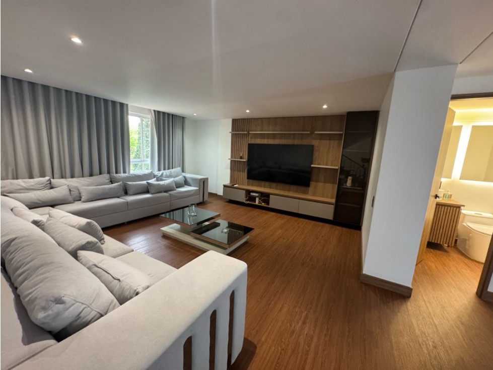 Casa en renta envigado sector el escobero — foto 6
