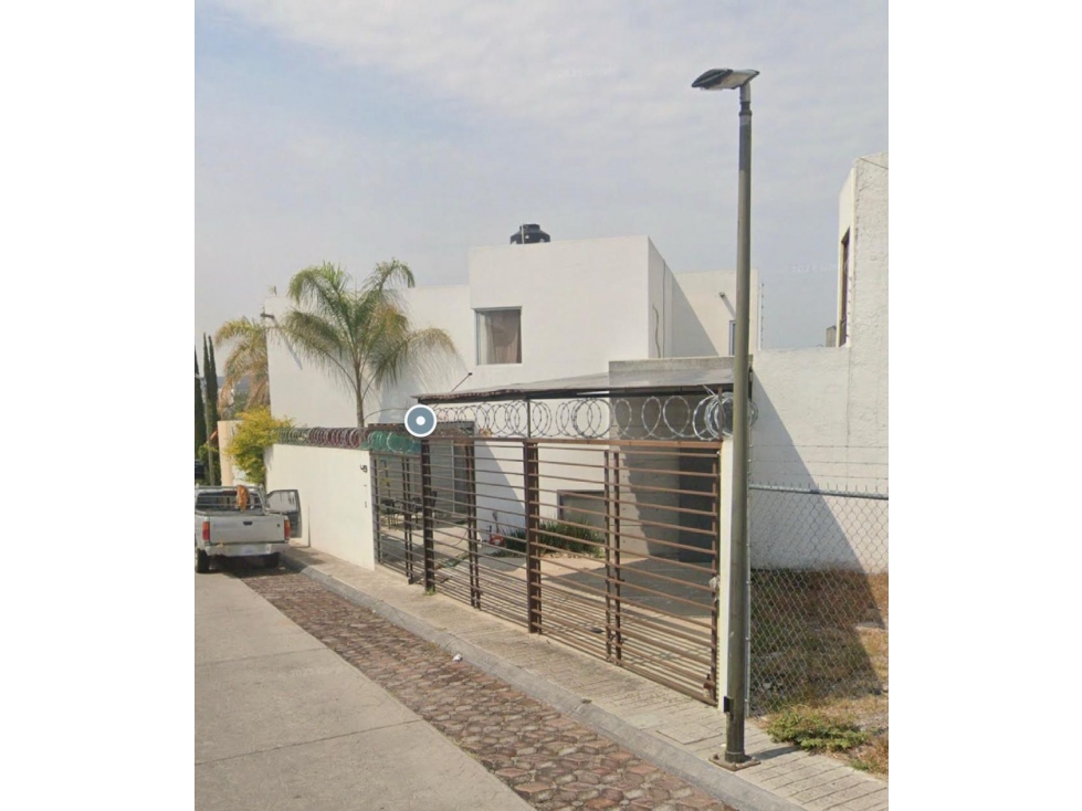 CASA EN RENTA MILENIO III - 1