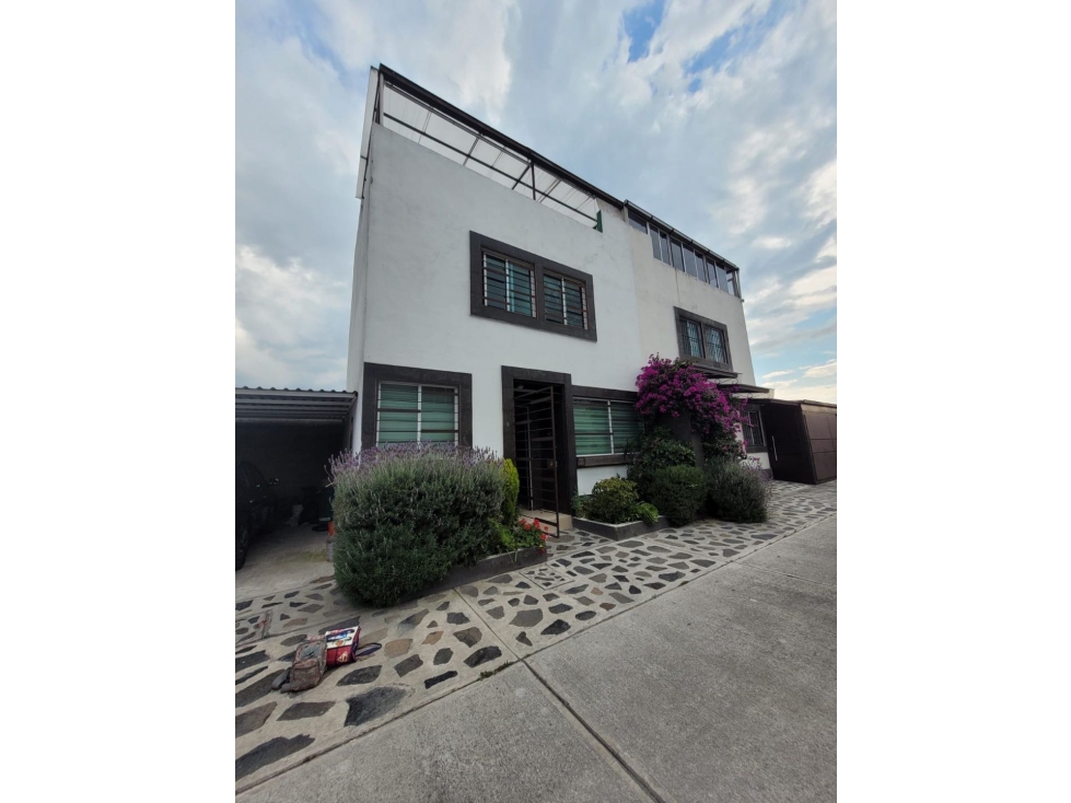 CASA EN RENTA SAN PEDRO TOTOLTEPEC