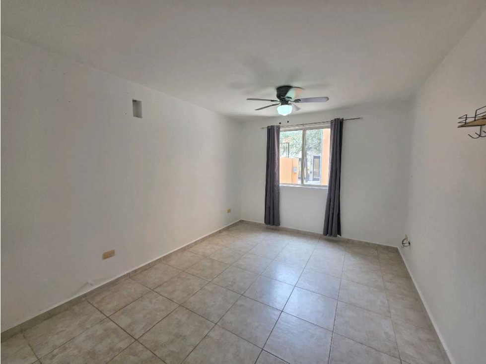 Casa en renta sin muebles en Anahuac la pergola - 4