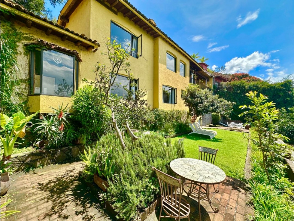 CASA EN RENTA | VISTA AL LAGO | JARDÍN | JACUZZI | VALLE DE BRAVO — foto 2