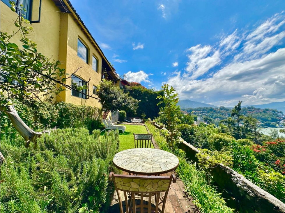 CASA EN RENTA | VISTA AL LAGO | JARDÍN | JACUZZI | VALLE DE BRAVO — foto 4