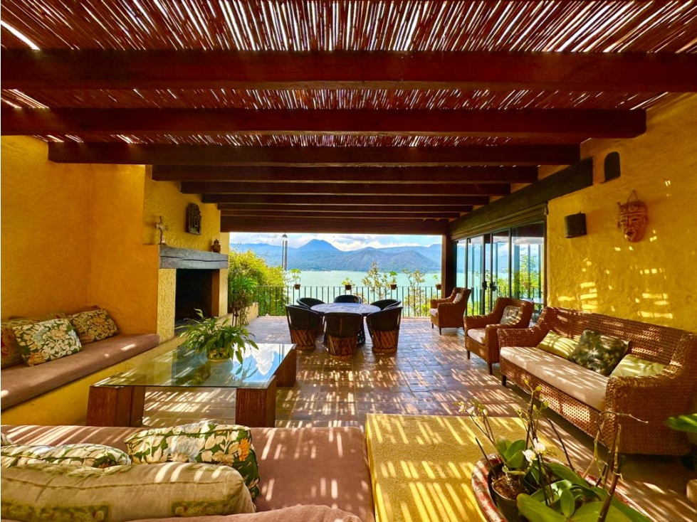 CASA EN RENTA | VISTA AL LAGO | JARDÍN | JACUZZI | VALLE DE BRAVO — foto 6