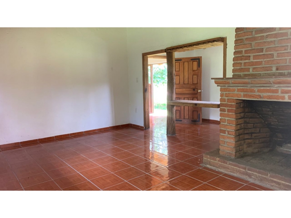 CASA EN RENTA EN LA ZONA DE ACATITLAN A