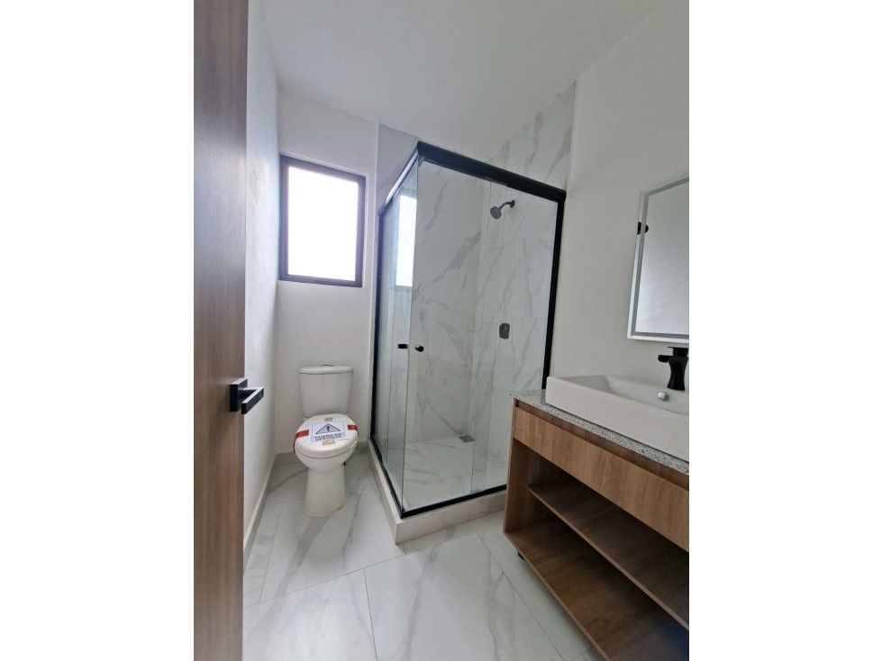 Casa en resideial con club deportivo en venta — foto 5