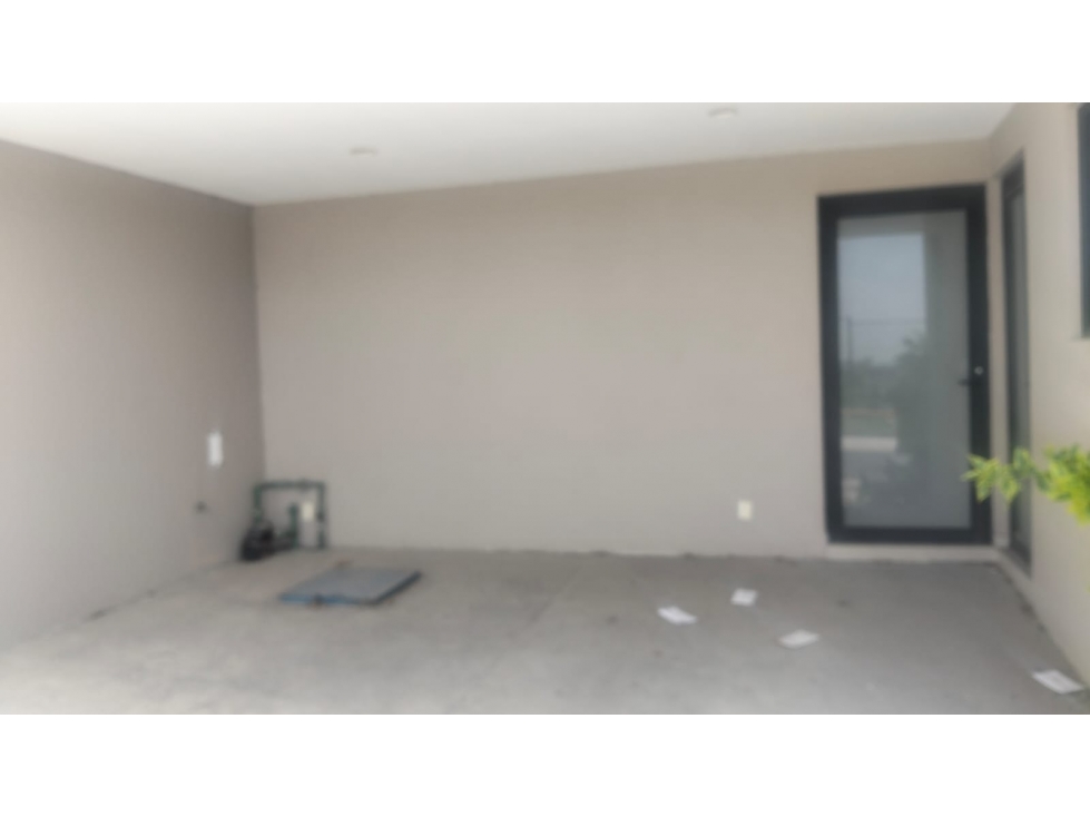 Casa en Residencial Lago Esmeralda | Posesión Inmediata — foto 4