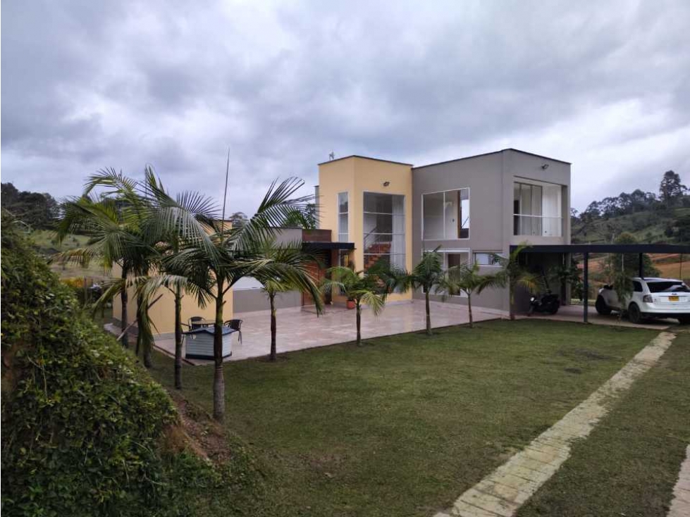 CASA EN RIONEGRO