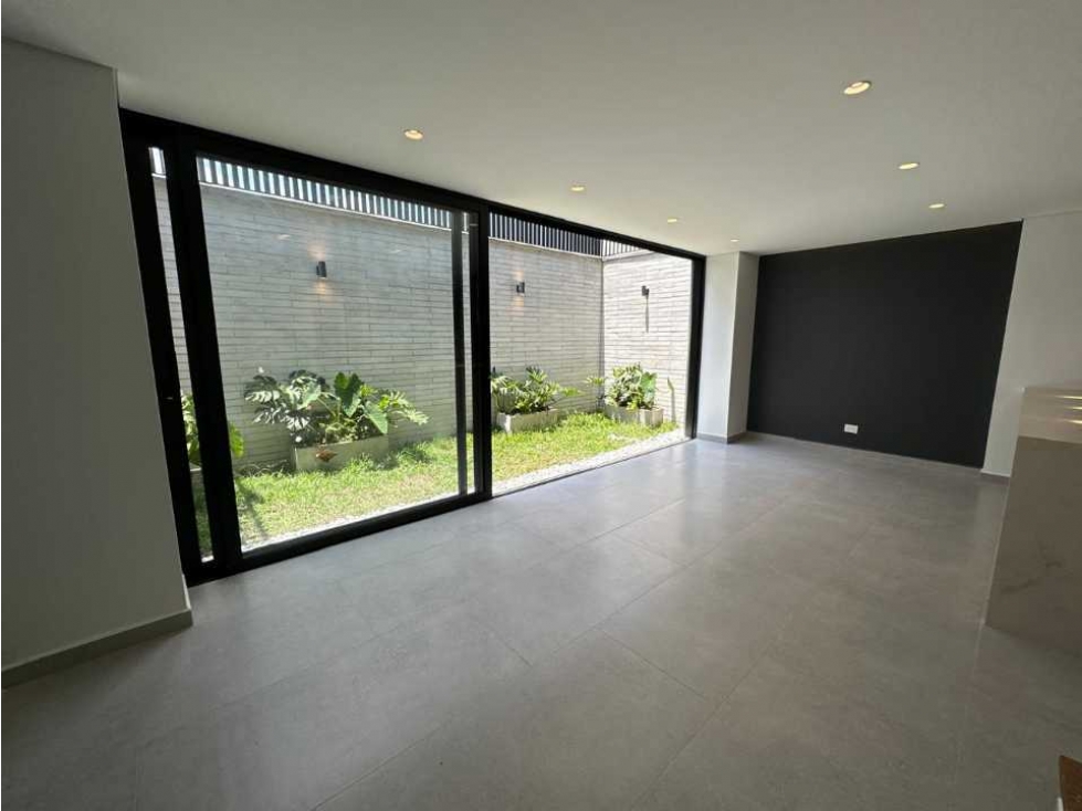 CASA EN RIONEGRO A 7 MINUTOS MALL JARDINES — foto 4
